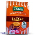 Opakowanie ciastek Guiltfree Florbu Mini Digestive w polewie z gorzkiej czekolady bez dodatku cukru na białym tle