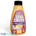Butelka sosu Guiltfree Wispy Zero Sauce Spicy Garlic o kremowej konsystencji, bez cukru i niskokaloryczna.