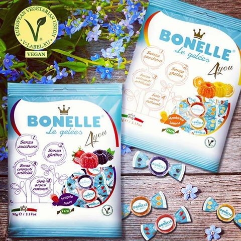 Le Bonelle Gelées senza zucchero, caramella morbida gelées con edulcoranti ai gusti di frutta - gluten-free strawberry and black