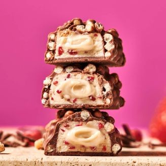 Maxi Nutrition Creamy Core Strawberry Yoghurt 45g