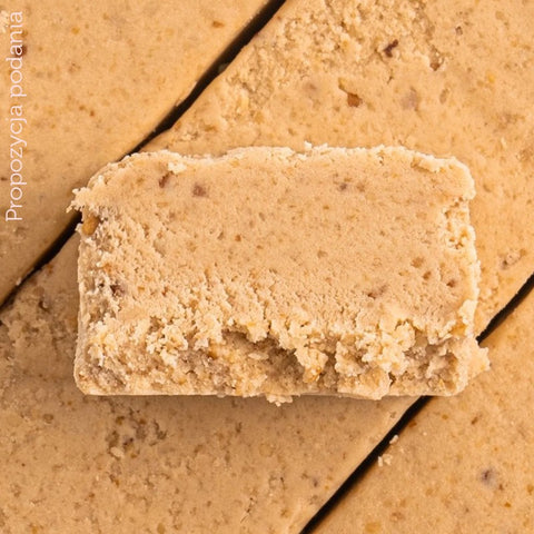 FIZI Protein Hazelnut - vegan protein bar with no added sugar chocolate topping