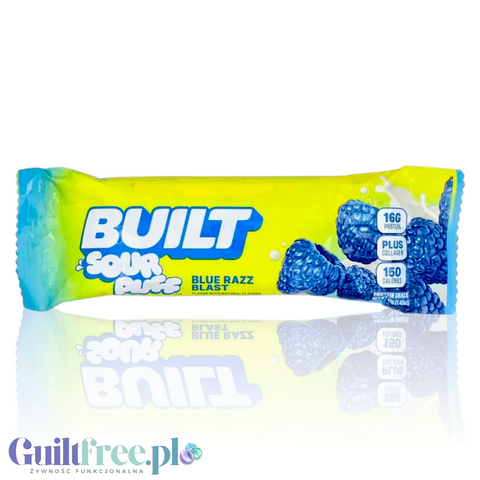 Baton proteinowy Guiltfree Built Bar Sour Puff o smaku Blue Razz Blast w żółto-niebieskim opakowaniu z malinami