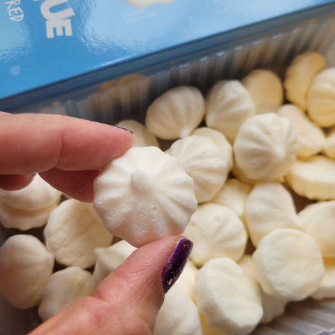 Locco Meringue Natural Creamy 1kcal - bezy bez cukru z erytrytolem i stewią, 1kcal w sztuce, smak kremowej śmietanki