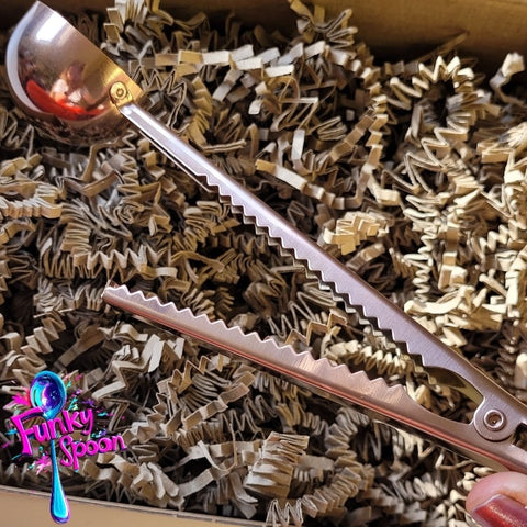 Funky Spoon engraved measuring spoon with sealing buckle, Rose Gold