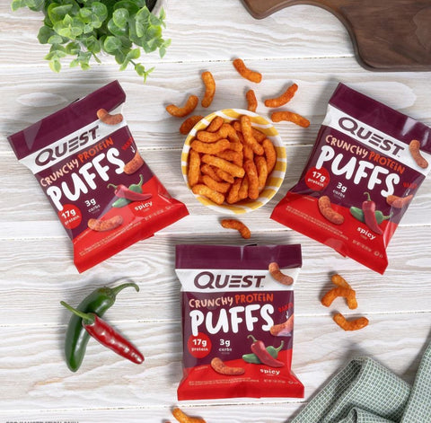 Quest Crunchy Spicy Protein Puffs - słodko-pikantne chrupki proteinowe 17g białka & 130kcal