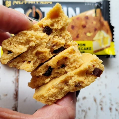Sante GoOn Protein Cookie Lemon Cheesecake - miękkie ciastko białkowe o smaku cytrynowego sernika