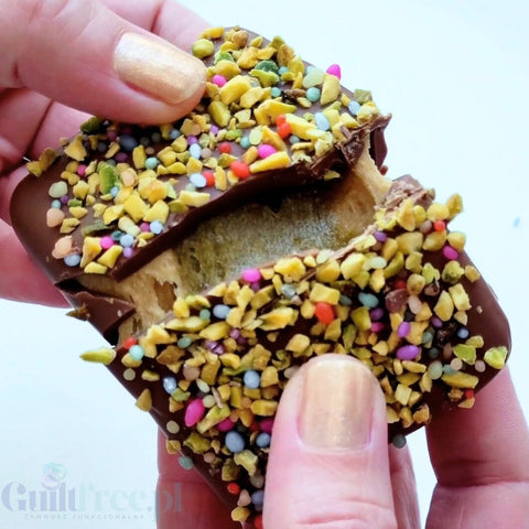 KoxBar Pistachio Donut PRE-SALE - artisanal protein bar with donut and pistachio flavor