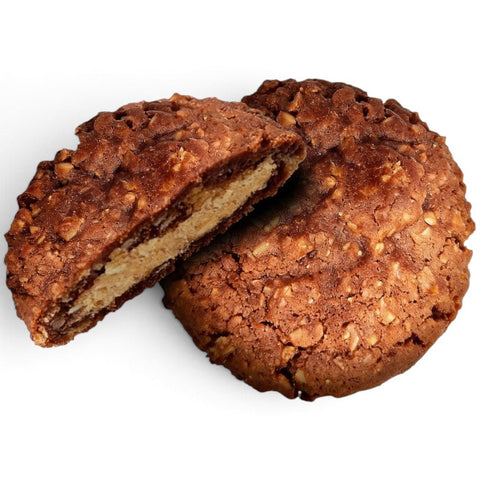 Guiltfree Frank & Oli Nocciola bezglutenowe ciastko owsiane z kakaową bazą i kremowym nadzieniem orzechowym
