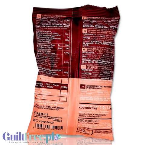 Tylna strona opakowania makaronu Guiltfree Ciao Carb Keto One Fusilli z tabelą wartości odżywczych i składem