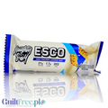 Guiltfree baton proteinowy Naughty Boy Esco o smaku białej czekolady z ciasteczkami w opakowaniu 65g