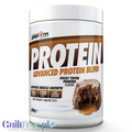 Guiltfree odżywka białkowa Per4m Advanced Protein Blend o smaku Sticky Toffee Pudding w białym opakowaniu 800g